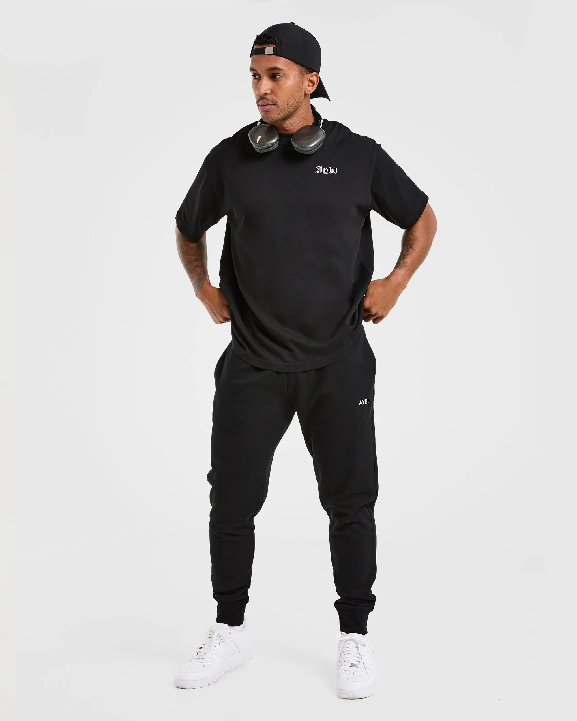 Essential Lightweight Joggers - Black