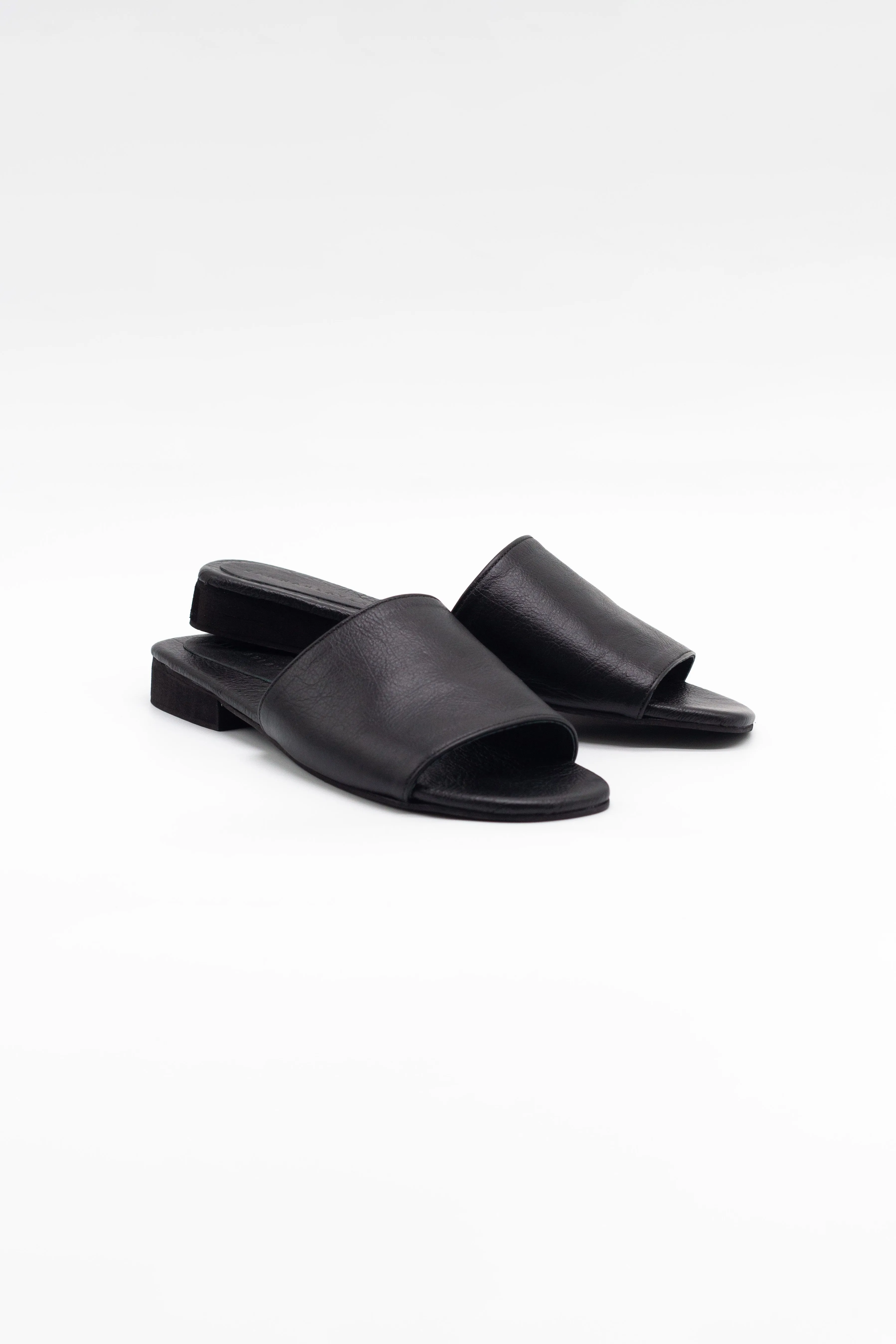 Essential Sliders | Black