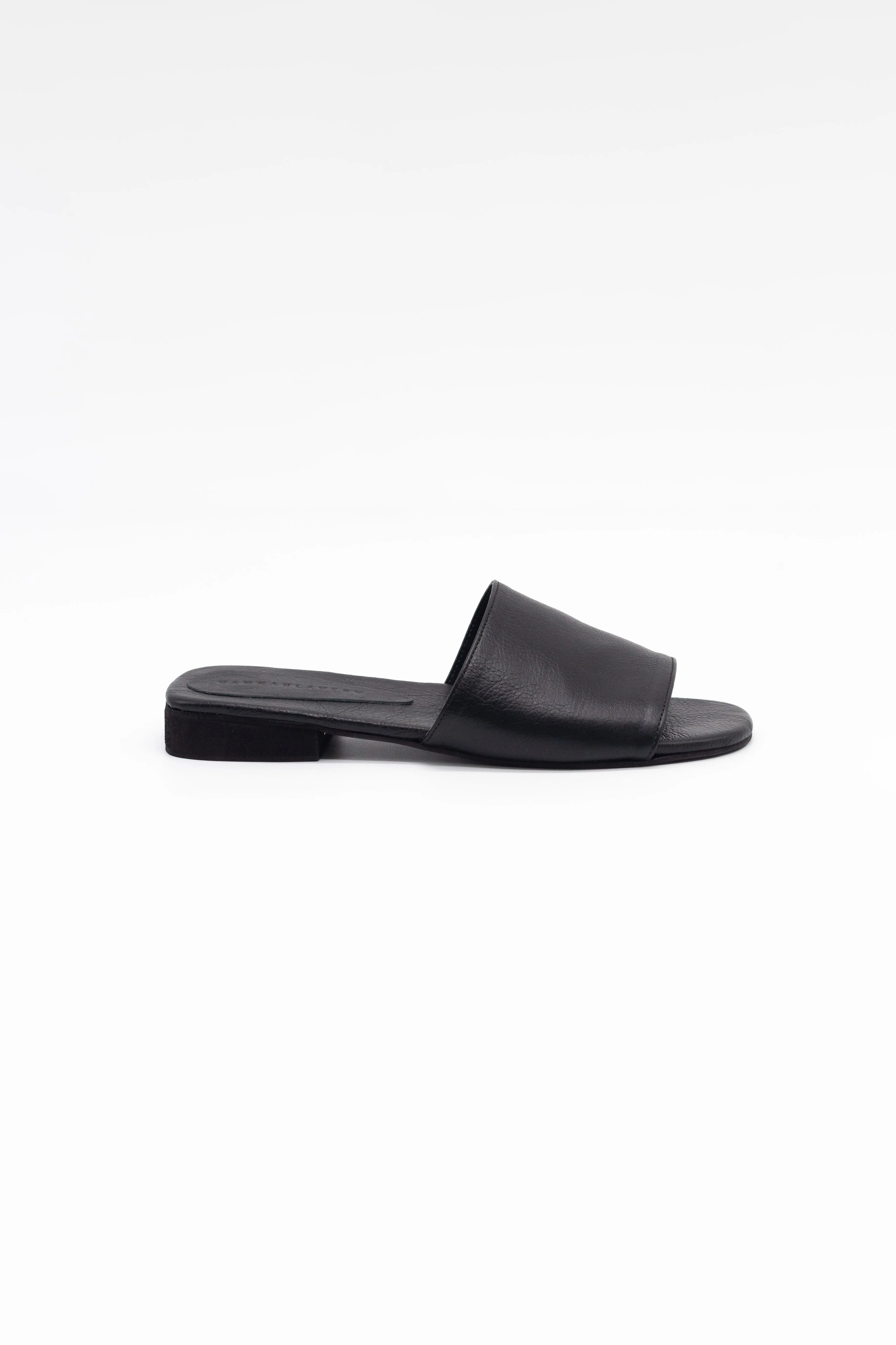 Essential Sliders | Black