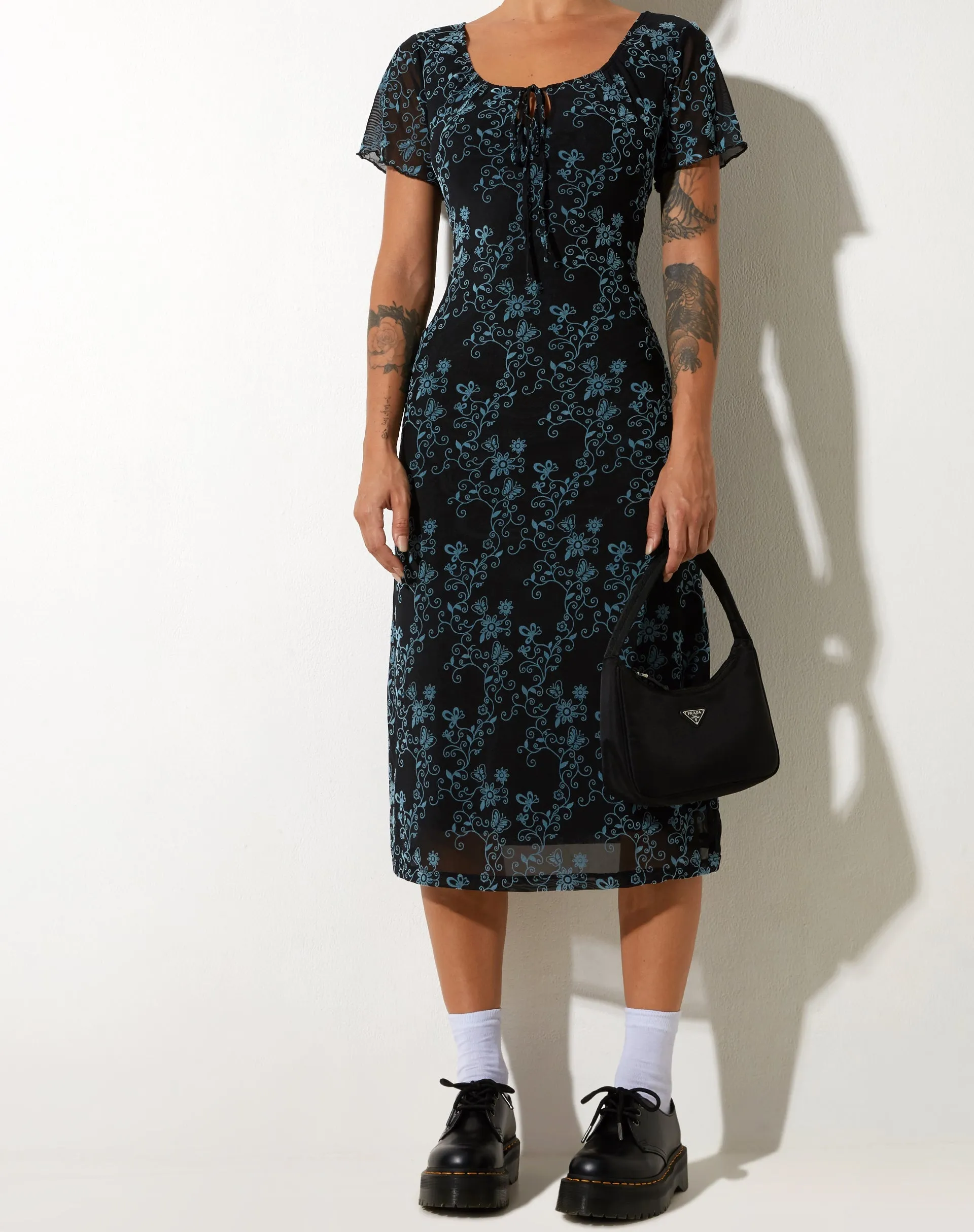 Lorani Midi Dress in Butterfly Vine Flock Blue