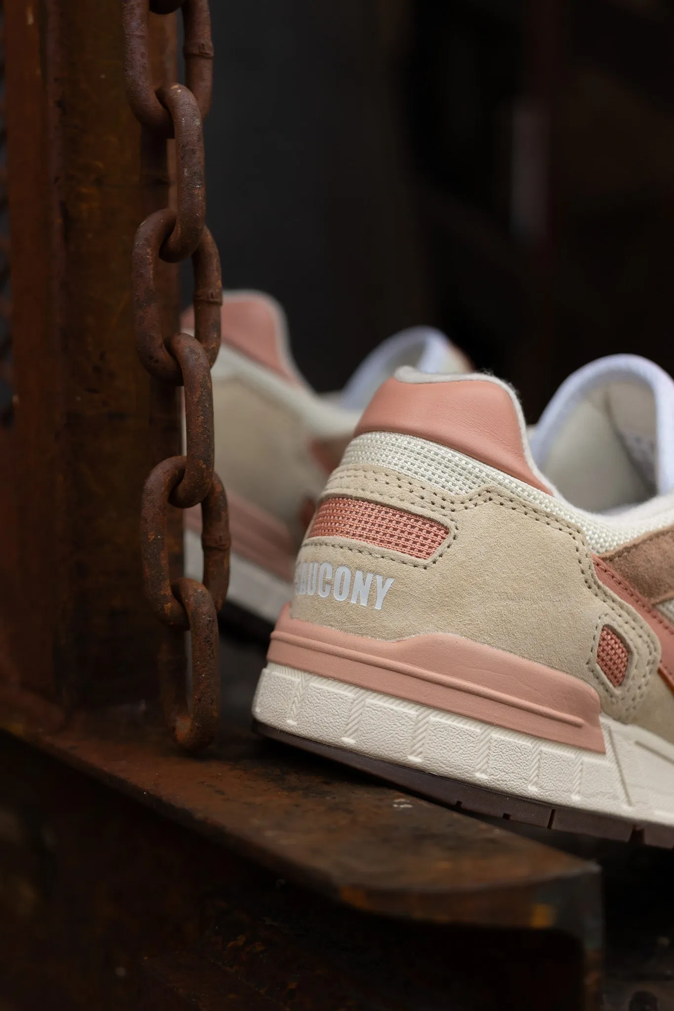 Mens Saucony Shadow 5000 (Cream/Salmon)