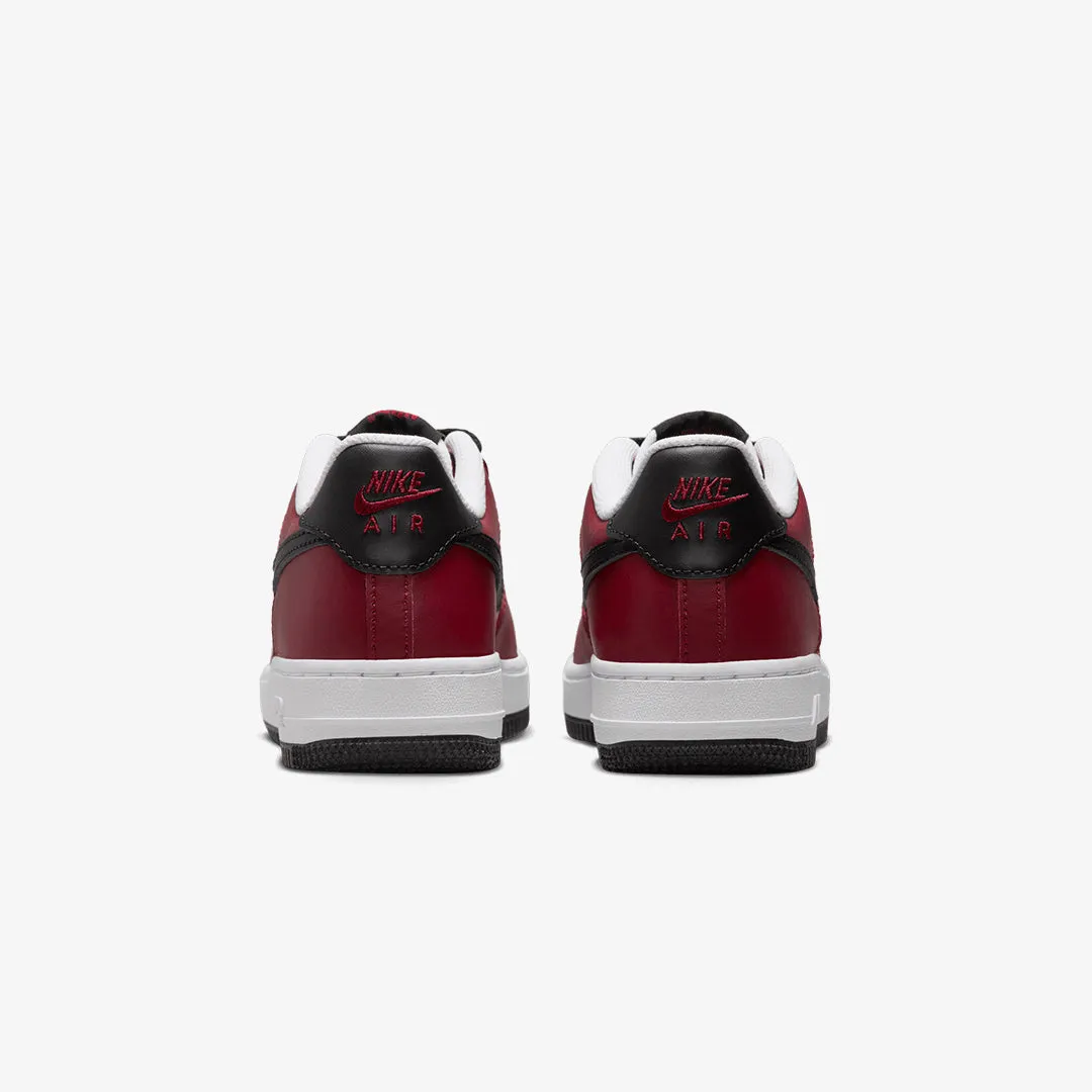 Nike | AIR FORCE 1 LV8  { TEAM RED/BLACK-WHITE