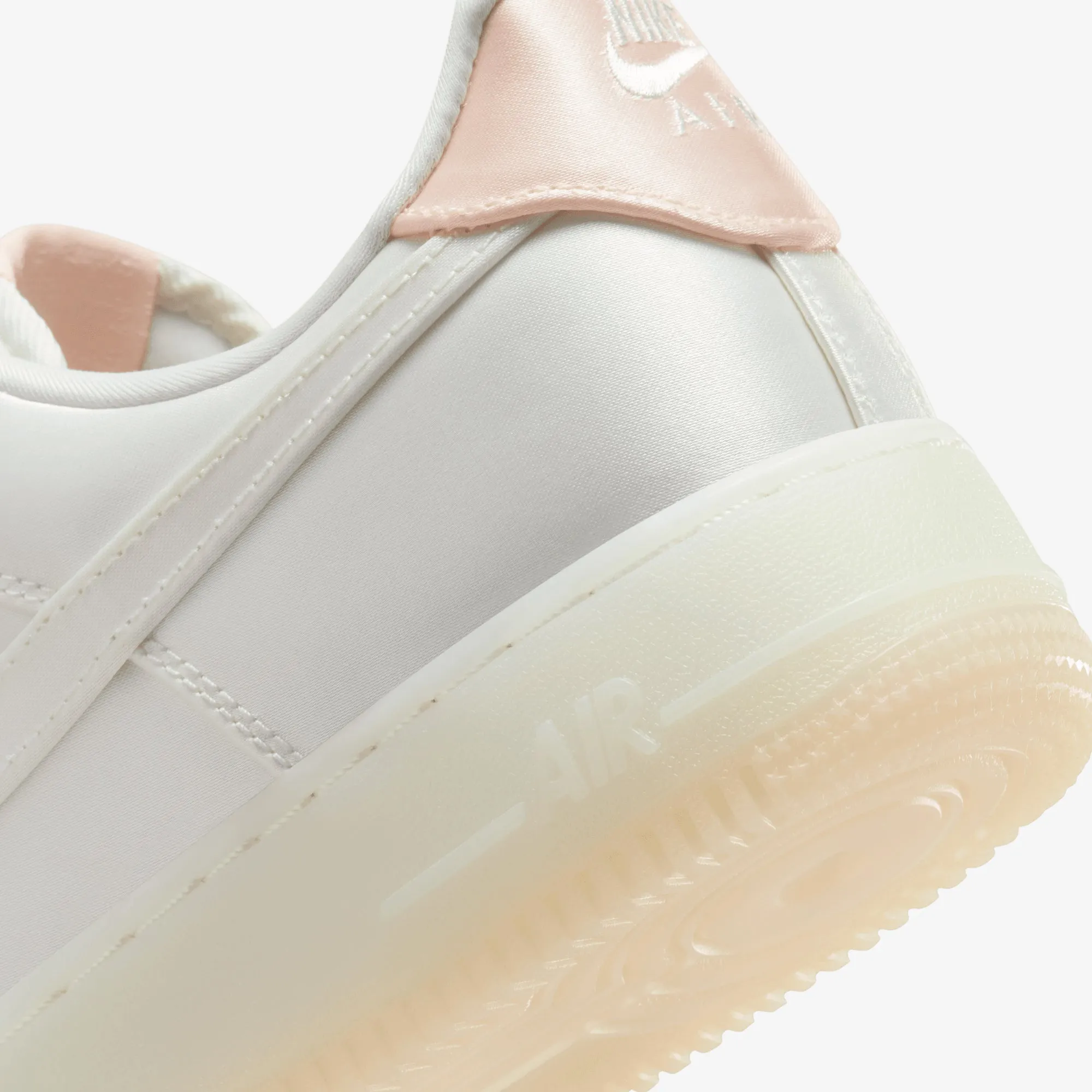 NIKE | WMN'S AIR FORCE 1 '07 LV8 { SAIL/SAIL-BARELY ORANGE