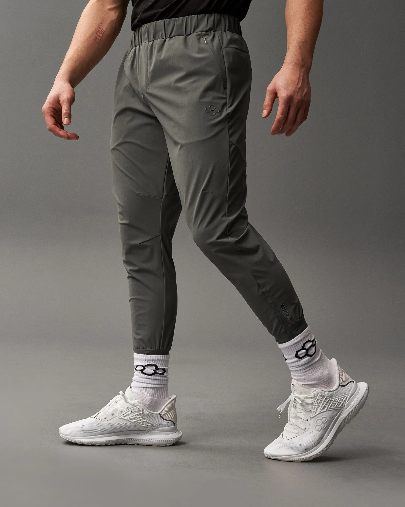 RUDIS Lightweight Tech Jogger