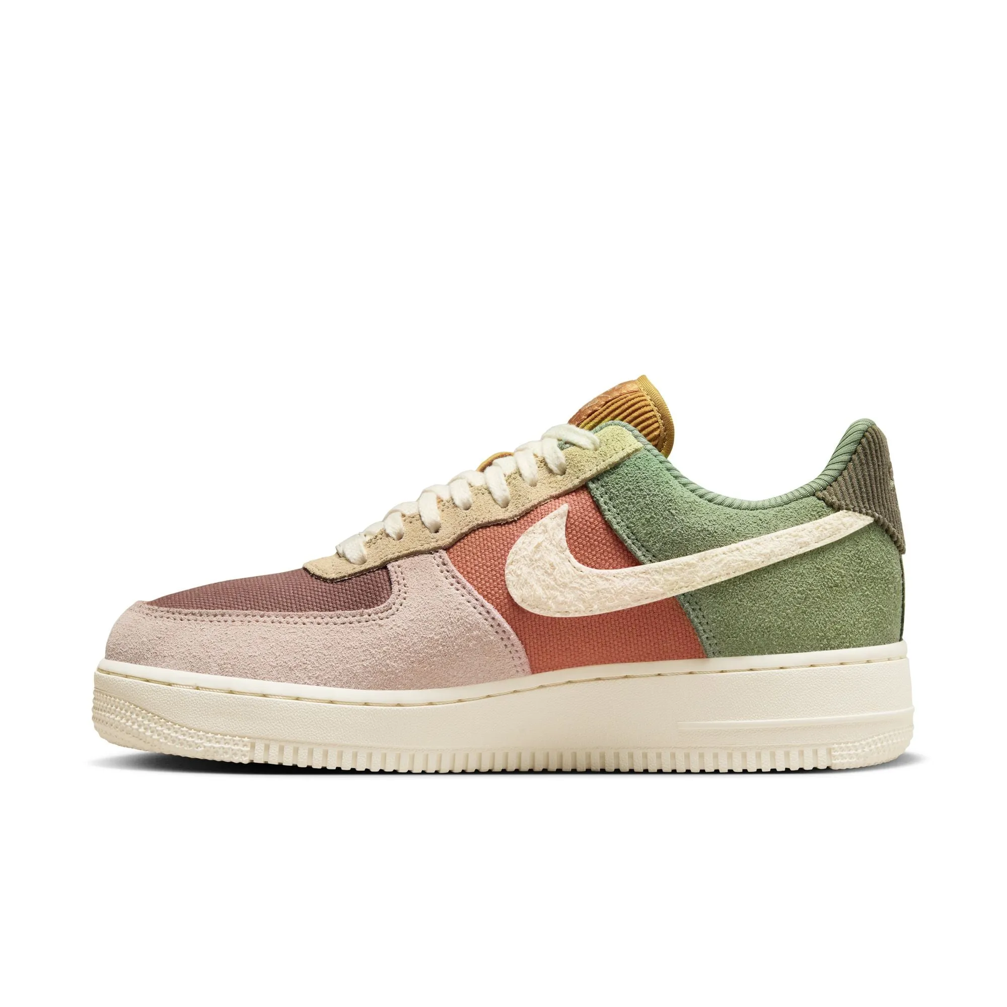 WMNS Nike Air Force 1 '07 Low LX