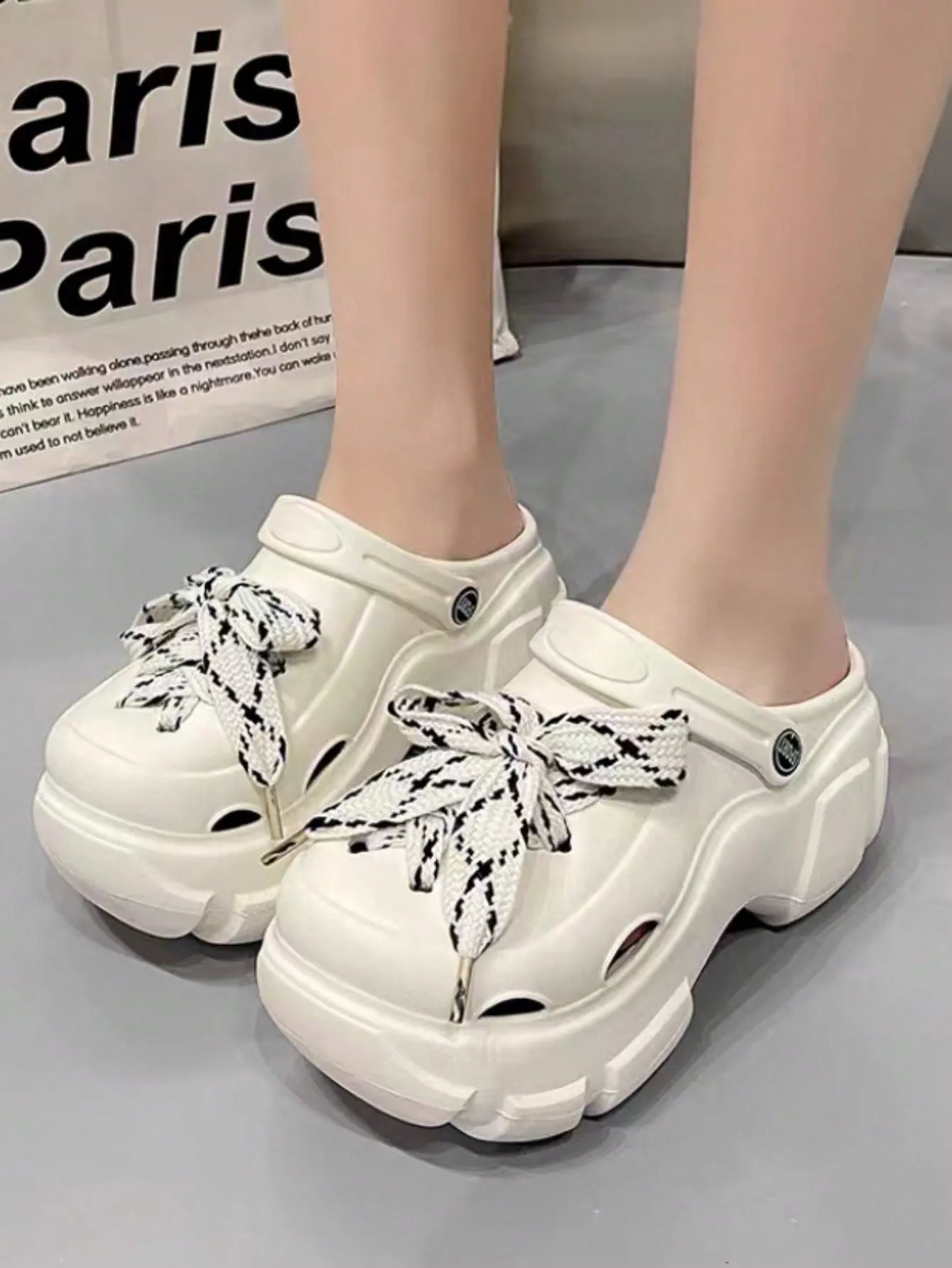 Women Thick Soled Hollow Out Slippers, Sporty Vented Clogs